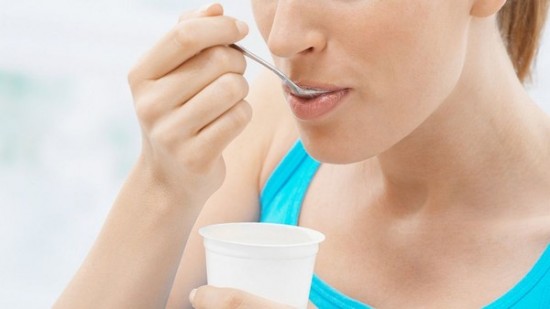 Ăn sữa chua giúp hạ huyết áp, giảm nguy cơ bệnh tim