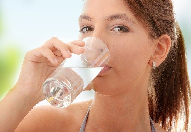 uống nước giúp chống lão hóa da tự nhiên